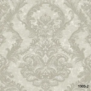 Bej ve Vizon Damask Desenli Duvar Kağıdı Bej ve vizon tonlarında, dantel işleme detaylarıyla klasik Rococo tarzı simetrik damask motifleri sunan lüks duvar kağıdı tasarımı.
